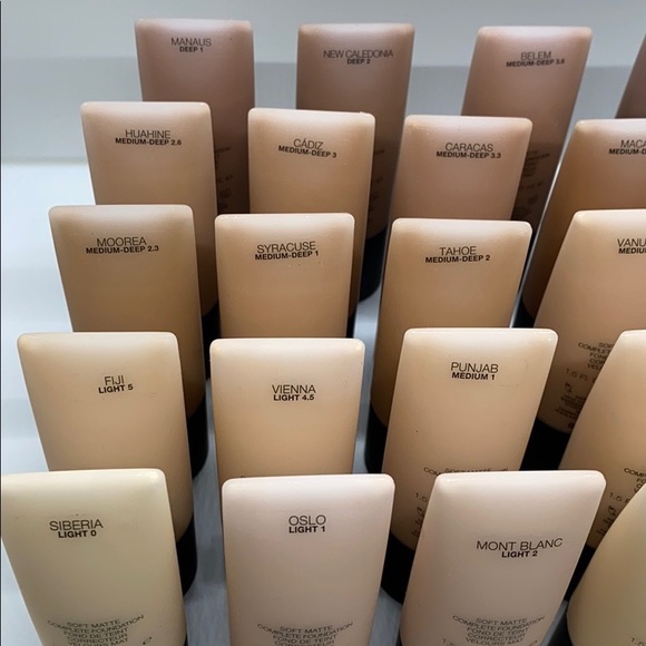 NARS - Picture 3 of 6